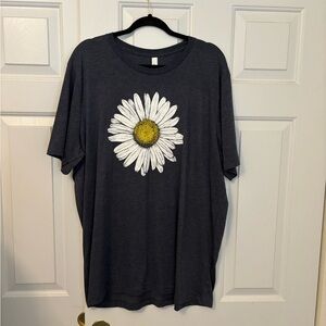 Great T-shirt worn once size 2XL